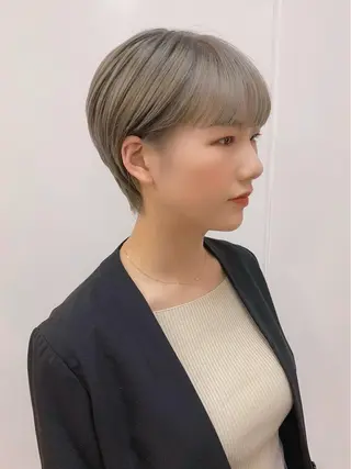 ショート カラー ヘアアレンジ 柔らか垢抜けｶﾗｰと ｶｯﾄ🫧ASUKAのヘアスタイル