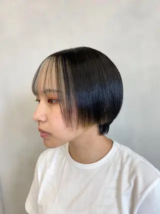 ショート カラー ハイトーン×レイヤー ／遠藤将太のヘアスタイル