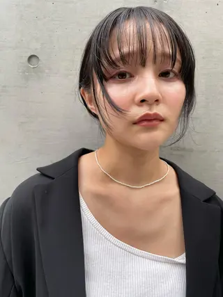 ミルクティー× グレージュMOMOのヘアスタイル