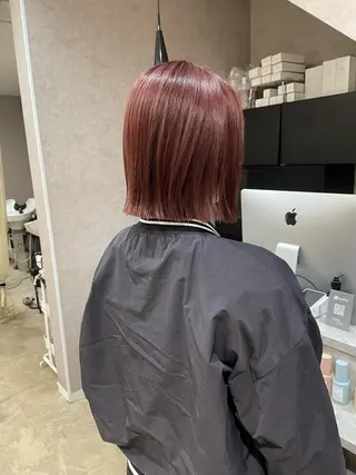 ショート カラー 縮毛矯正ボブ/ 髪質改善/カットのヘアスタイル