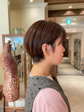 ショート ボブ ホノカのヘアスタイル