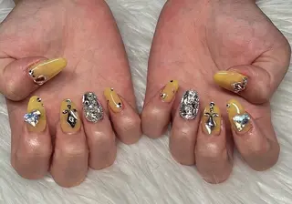 ネイル nail&eye Ariesのネイルデザイン