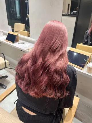 ロング kanta 梅田 韓国ハイトーンのヘアスタイル