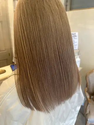 ロング izumi （いずみ）のヘアスタイル