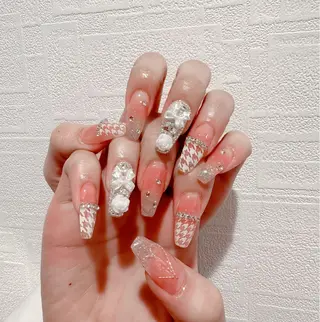 ネイル D-BEAUTY Nailsalonのネイルデザイン