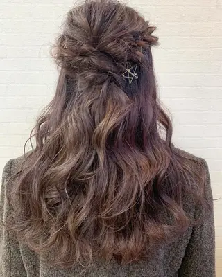 ロング ヘアアレンジ 立川 奈那子のヘアスタイル