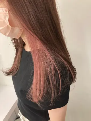 セミロング カラー 🌸インナーカラー 🌸藤井春華のヘアスタイル