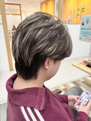 カラー メンズ LIFE 本店所属・ハイトーン×レイヤー 🔥小林達哉のヘアスタイル