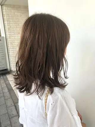 ミディアム カラー 東條 克義のヘアスタイル