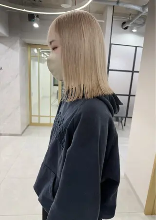 セミロング COCO/ブリーチ エクステ/ハイトーンのヘアスタイル