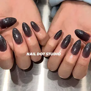 ネイル NAILDOTSTU DIO SEINAのネイルデザイン