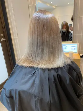 ミディアム 複雑履歴に対応ブリー チ無しダブルカラーのヘアスタイル