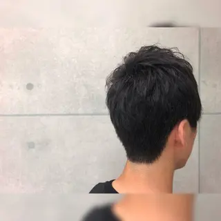 メンズ Ｄirector 　徳久　真紀の眉毛・アイブロウイメージ