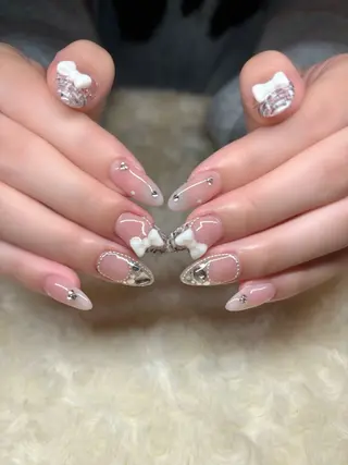 ネイル e.b.mimi Wakanaのネイルデザイン