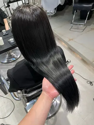 ロング カラー パーマ ヘアアレンジ 透明感/オリーブ/ グレージュ/YUKAのヘアスタイル