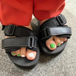 ネイル 長谷川 奈緒美のネイルデザイン