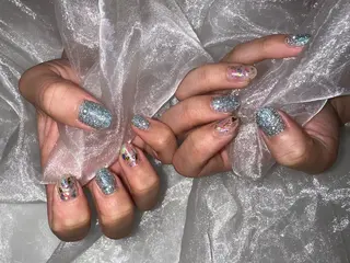 ネイル salon de 4H所属・小林 麻里のネイルデザイン