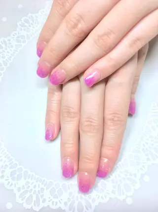 ネイル 新宿ネイルサロン ジェミディローサのネイルデザイン