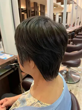ショート 古川 安紀のヘアスタイル