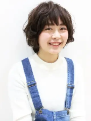 ショート 所渉/韓国レイヤー /ウルフカットのヘアスタイル