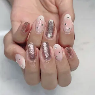 ネイル otomi 🌼*･のネイルデザイン