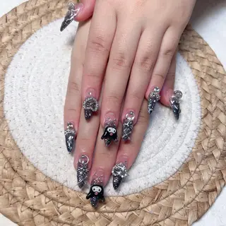 ネイル Maggie Nail🦩のネイルデザイン