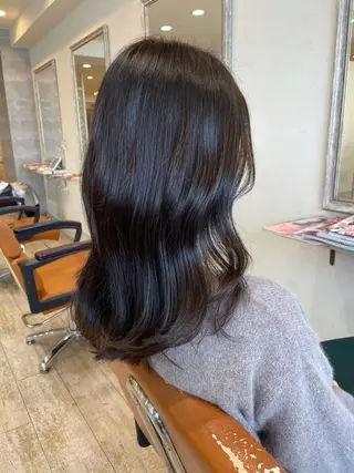 セミロング カラー 小顔/似合わせカット 杉山莉菜のヘアスタイル