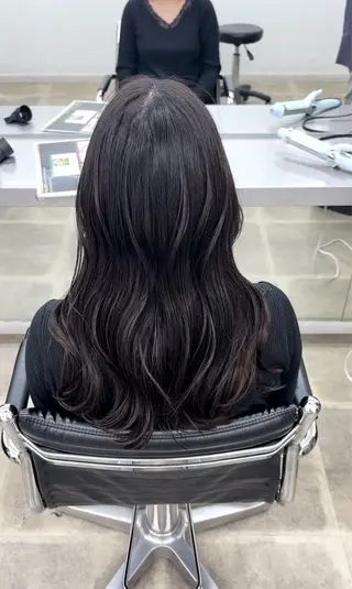 ロング 【梅田】ハッシュ /デザインカラーのヘアスタイル