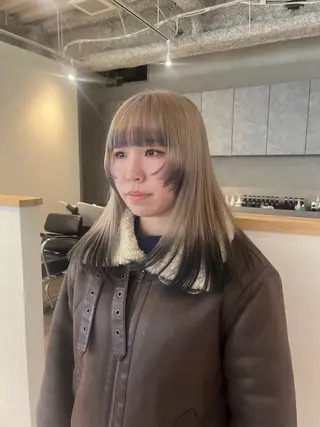 ミディアム カラー 桃果 momokaのヘアスタイル