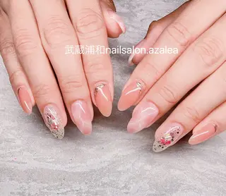 ネイル R inのネイルデザイン