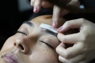 メンズ アイブロウ ブロウリスト nagaのマツエク・マツパデザイン