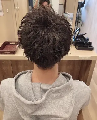 ショート メンズパーマ波巻き 🌳大森悠登🌳のヘアスタイル