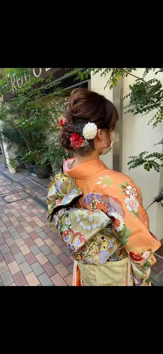 ミディアム 早稲田 千尋のヘアスタイル