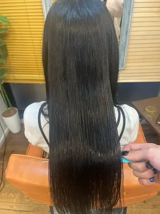 ロング ⚪️髪質改善 縮毛 店長 コウ⚪️のヘアスタイル