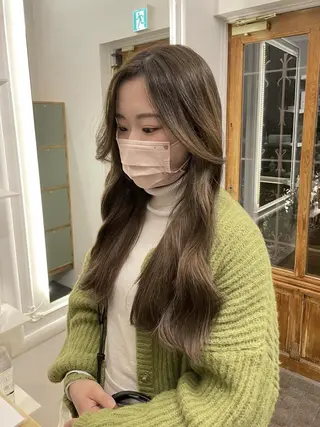 ロング 吉村 憂々のヘアスタイル