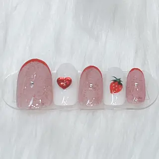 ネイル Tiary Nail Fのネイルデザイン