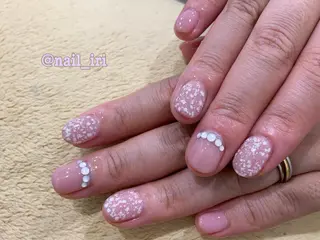 ネイル 中川 愛理のネイルデザイン