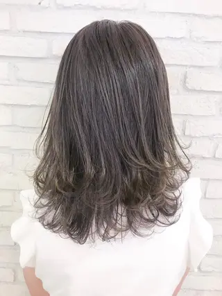 ミディアム カラー 横浜🍒ルーツカラー エクステ/RIEのヘアスタイル