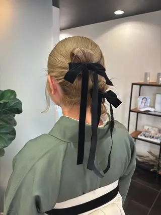 ヘアアレンジ 垢抜け小顔レイヤー オリーブ/スミレのヘアスタイル