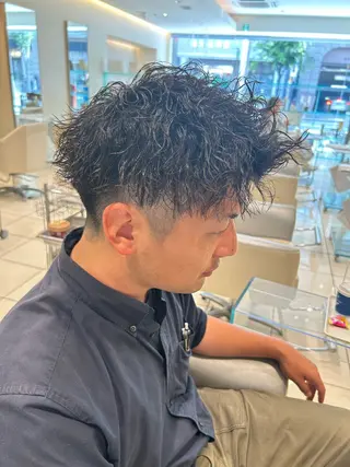 ショート パーマ メンズパーマ 副店長ユウタのヘアスタイル