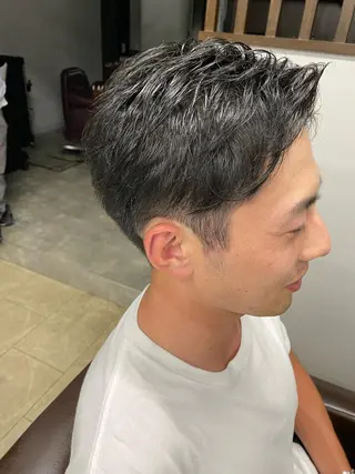 ショート メンズ RELATION ／メンズ／バーバーのヘアスタイル