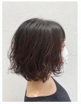ミディアム カラー パーマ 下平 秀美のヘアスタイル