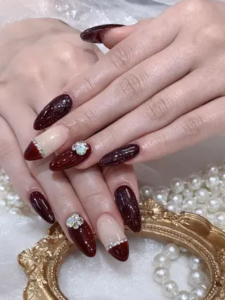 ネイル VIVIAN リサのネイルデザイン