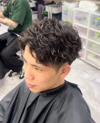 パーマ メンズ 杉村 一輝のヘアスタイル