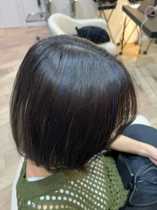 ミディアム ハッシュカット/ ブリーチ/アスナのヘアスタイル