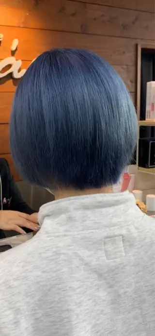 カラー インナー×縮毛矯正 ピンクカラー澤井里菜のヘアスタイル
