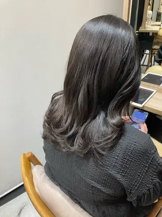 セミロング ✨色持ちの良い艶 カラー✨蟹江真世のヘアスタイル