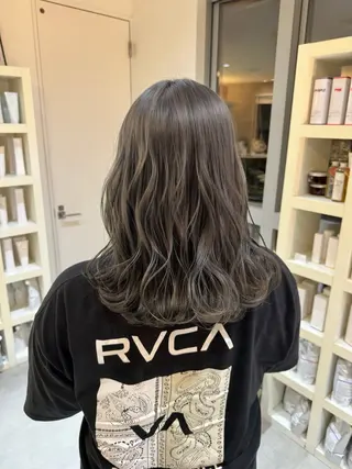 セミロング カラー 堀越 美羽のヘアスタイル