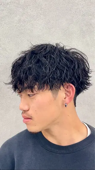 パーマ メンズ 波巻きスパイラル 近藤剛　浦和のヘアスタイル