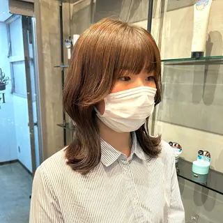 ミディアム 縮毛矯正・似合わせ タナカ レイヤのヘアスタイル